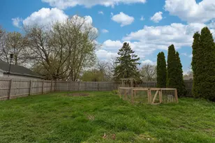333 Rosalia St, Oshkosh, WI 54901 - Photo 25