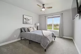 594 Prairie Gardens Ln, Pulaski, WI 54162 - Photo 23