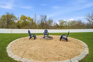 594 Prairie Gardens Ln, Pulaski, WI 54162 - Photo 63