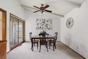 9156 Center Rd, Neenah, WI 54956 - Photo 5