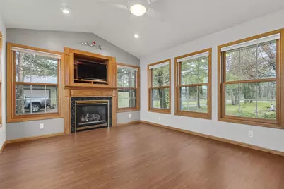 204875 Lake Drive, Rosholt, WI 54473 - Photo 17