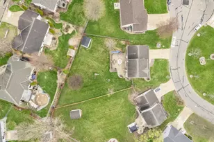 498 Windrose Ct, Green Bay, WI 54311 - Photo 43
