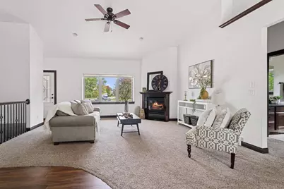 2398 Barley Way, Appleton, WI 54913 - Photo 5