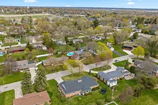 180 Arbor Ln, Green Bay, WI 54301 - Photo 71