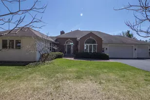 N4655 Quintessence Ct, New London, WI 54961 - Photo 49