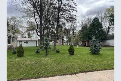 410 Franklin Street, Waupaca, WI 54981 - Photo 5
