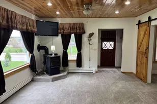410 Franklin St, Waupaca, WI 54981 - Photo 15