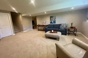 1256 Cameron Cir, Neenah, WI 54956 - Photo 25