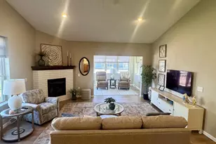 1256 Cameron Cir, Neenah, WI 54956 - Photo 5