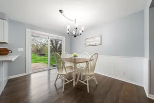 1034 Ridge Ln, Appleton, WI 54914 - Photo 11