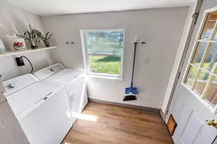130 Summit St, Pulaski, WI 54162 - Photo 5