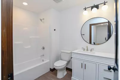735 Hoffman Road, Green Bay, WI 54301 - Photo 27