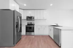 735 Hoffman Rd, Green Bay, WI 54301 - Photo 11