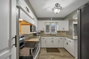 1412 Gross Ave, Green Bay, WI 54304 - Photo 13