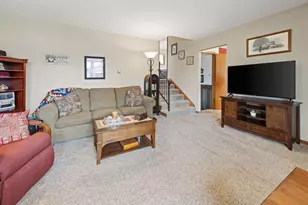 1119 Florence St, Marinette, WI 54143 - Photo 3