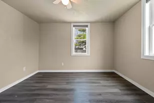 530 Morris Ave, Ashwaubenon, WI 54304 - Photo 13