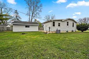 530 Morris Ave, Ashwaubenon, WI 54304 - Photo 5