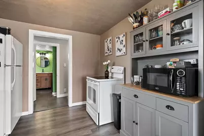 530 Morris Avenue, Ashwaubenon, WI 54304 - Photo 9