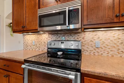 177 Clearwater Court, Appleton, WI 54913 - Photo 9