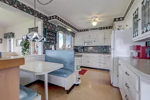2384 Hickory Ln, Oshkosh, WI 54901 - Photo 29