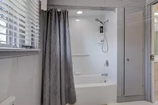 2384 Hickory Ln, Oshkosh, WI 54901 - Photo 41