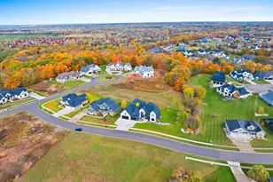 2011 Labyrinth Ln, De Pere, WI 54115 - Photo 9
