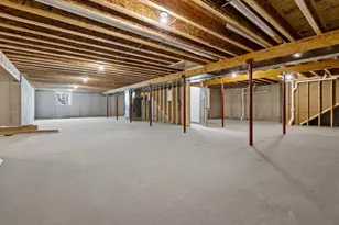 W5759 Roundstone Pl, Menasha, WI 54952 - Photo 47