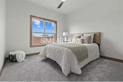 W5759 Roundstone Place, Menasha, WI 54952 - Photo 17