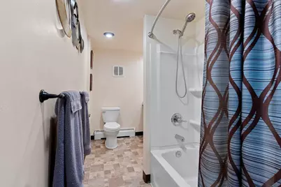 2203 Gilson Court, Green Bay, WI 54304 - Photo 25