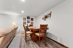 2203 Gilson Ct, Green Bay, WI 54304 - Photo 19