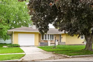 394 Taft St, Fond du Lac, WI 54935 - Photo 1