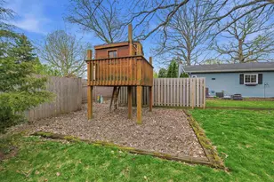 1630 Maricopa Dr, Oshkosh, WI 54904 - Photo 7