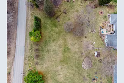 2525 Breezewood Lane, Neenah, WI 54956 - Photo 19