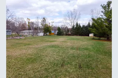 2525 Breezewood Lane, Neenah, WI 54956 - Photo 23