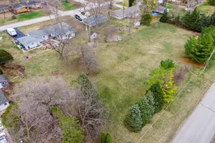 2525 Breezewood Ln, Neenah, WI 54956 - Photo 21