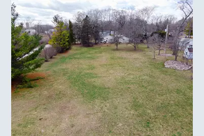 2525 Breezewood Lane, Neenah, WI 54956 - Photo 15