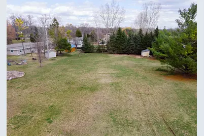 2525 Breezewood Lane, Neenah, WI 54956 - Photo 17