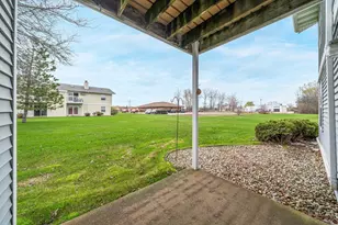 1313 Wittmann Park Ln, Menasha, WI 54952 - Photo 15