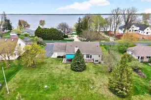 4431 Bellhaven Ln, Oshkosh, WI 54904 - Photo 7