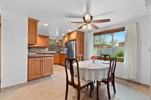 2857 St Ann Dr, Green Bay, WI 54311 - Photo 11
