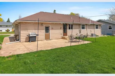 1825 E Marquette Street, Appleton, WI 54911 - Photo 35