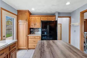 1825 E Marquette St, Appleton, WI 54911 - Photo 11