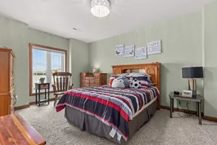 1355 Prairie Lake Cir, Neenah, WI 54956 - Photo 47