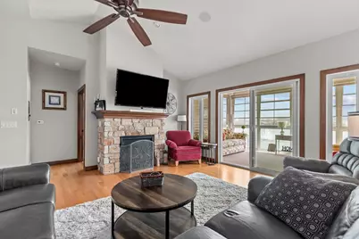 1355 Prairie Lake Circle, Neenah, WI 54956 - Photo 7