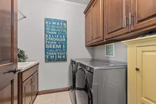 1355 Prairie Lake Cir, Neenah, WI 54956 - Photo 35