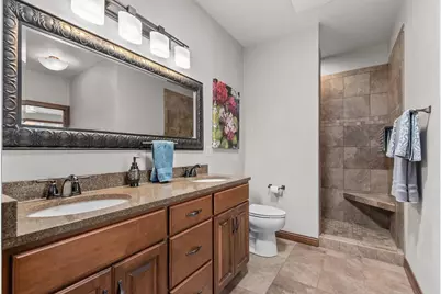 1355 Prairie Lake Circle, Neenah, WI 54956 - Photo 27