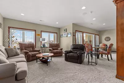 1355 Prairie Lake Circle, Neenah, WI 54956 - Photo 37
