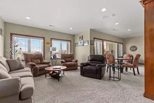 1355 Prairie Lake Cir, Neenah, WI 54956 - Photo 37
