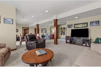 1355 Prairie Lake Circle, Neenah, WI 54956 - Photo 39