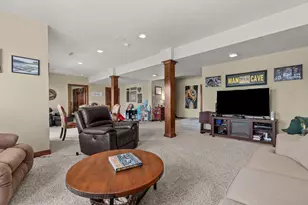 1355 Prairie Lake Cir, Neenah, WI 54956 - Photo 39